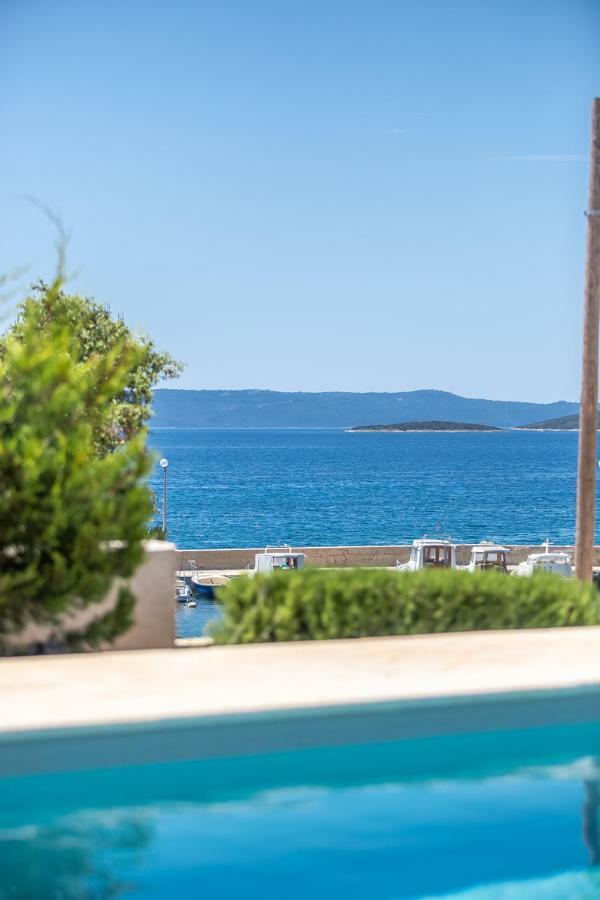 Villa Gellia ウグリャン エクステリア 写真